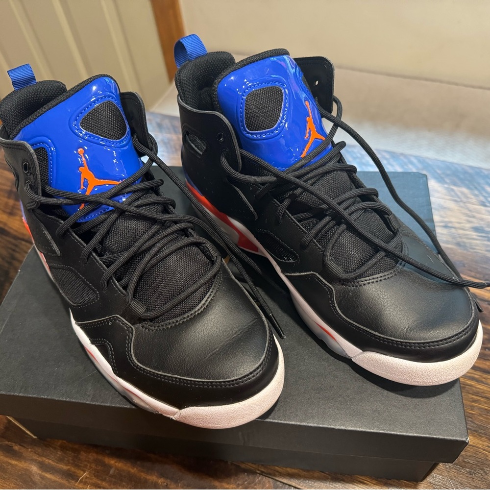 Nike Jordan Flight Club 91’.  Size 7.5 Mens